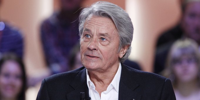 Alain Delon vend sa collection de montres